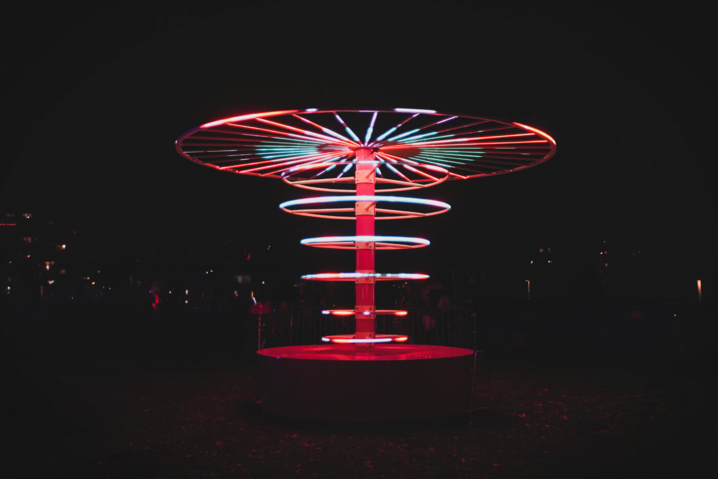 LYON FÊTES DES LUMIÈRE – TOYS IN SPACE